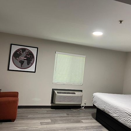High Falls Inn & Suites Zewnętrze zdjęcie
